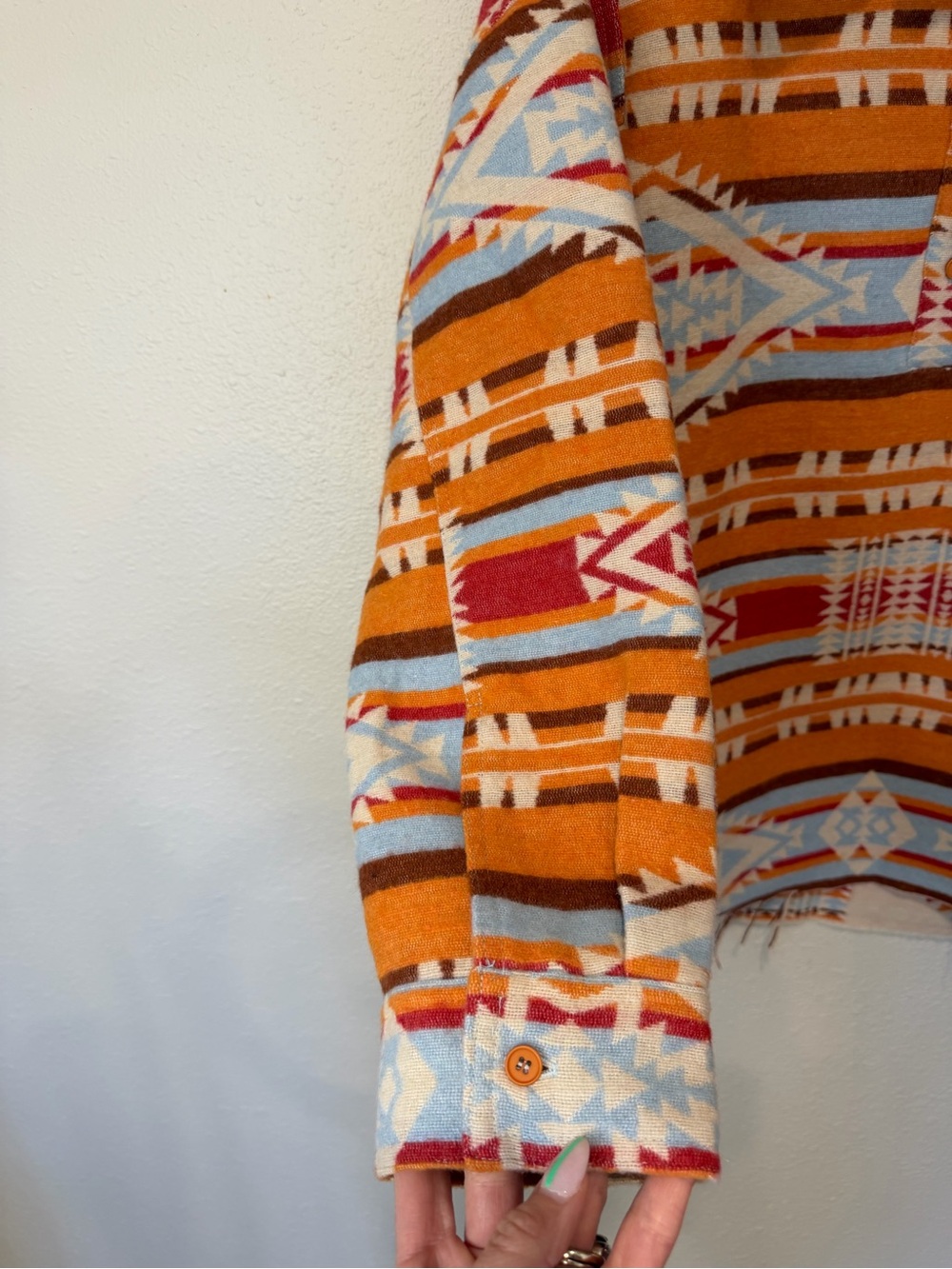 BluIvy Aztec Print Pullover Shacket - Picture 4 of 11